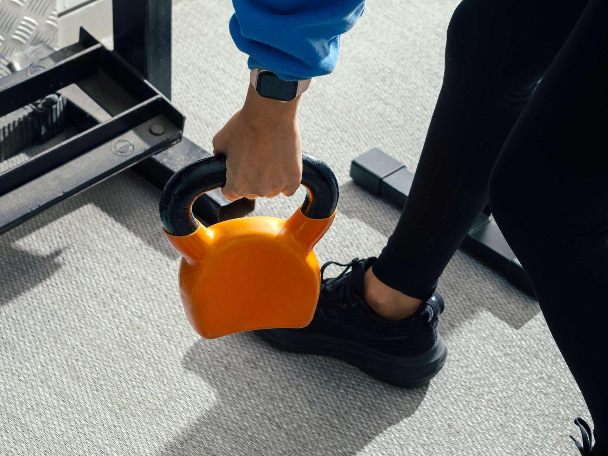 The Olsen Melbourne Art Series Bagian luar foto A kettlebell