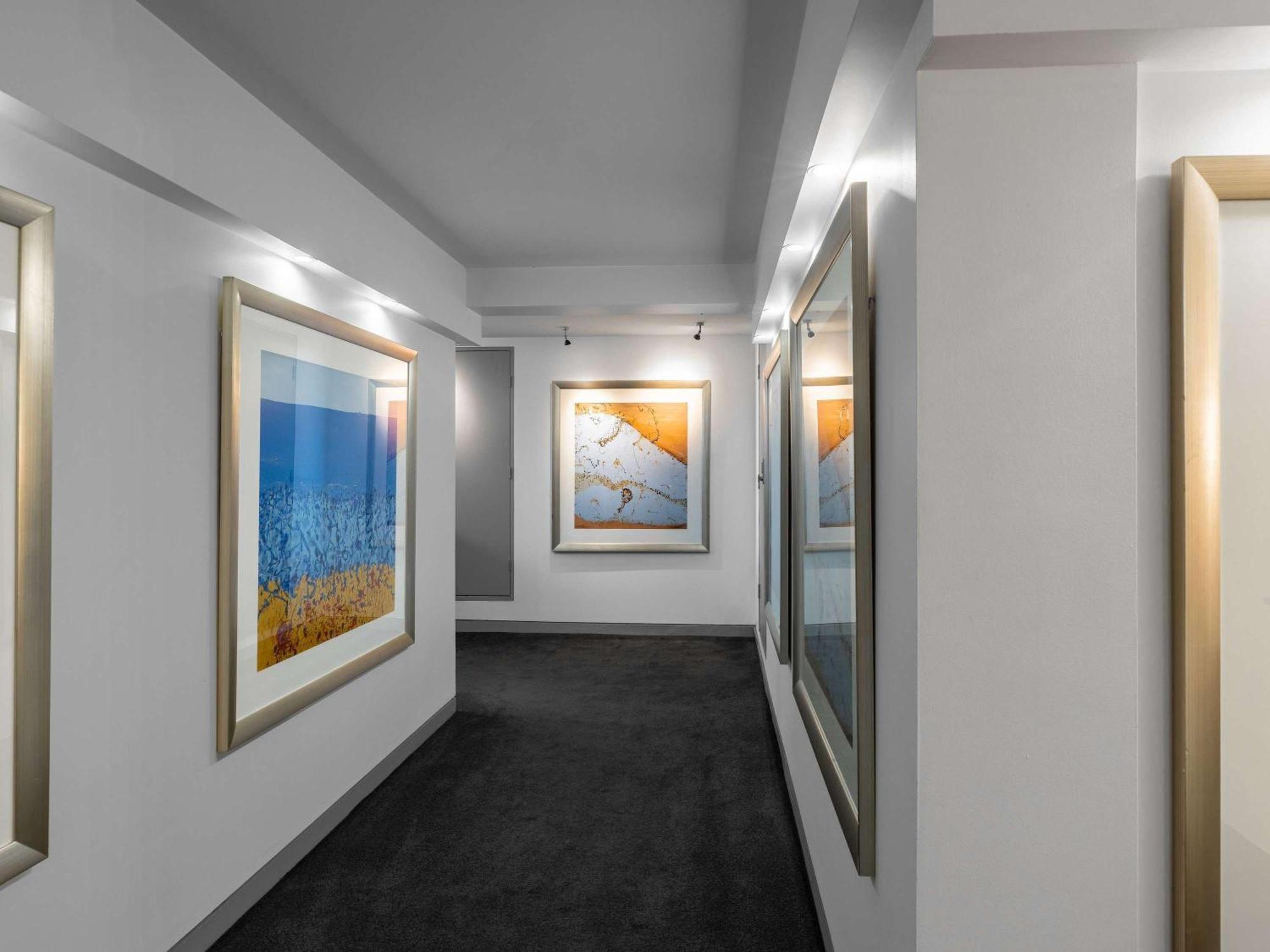 The Olsen Melbourne Art Series Bagian luar foto The Art Gallery