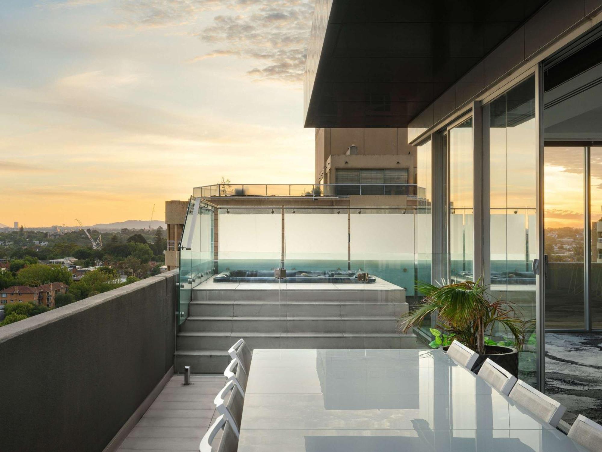 The Olsen Melbourne Art Series Bagian luar foto